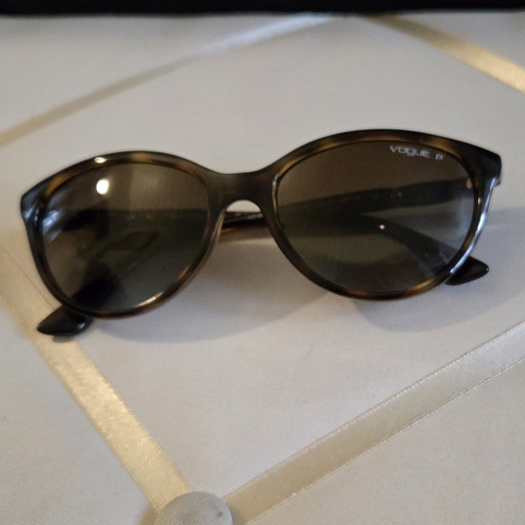 Vogue Women's Brown Sunglasses - Picture 7 of 9